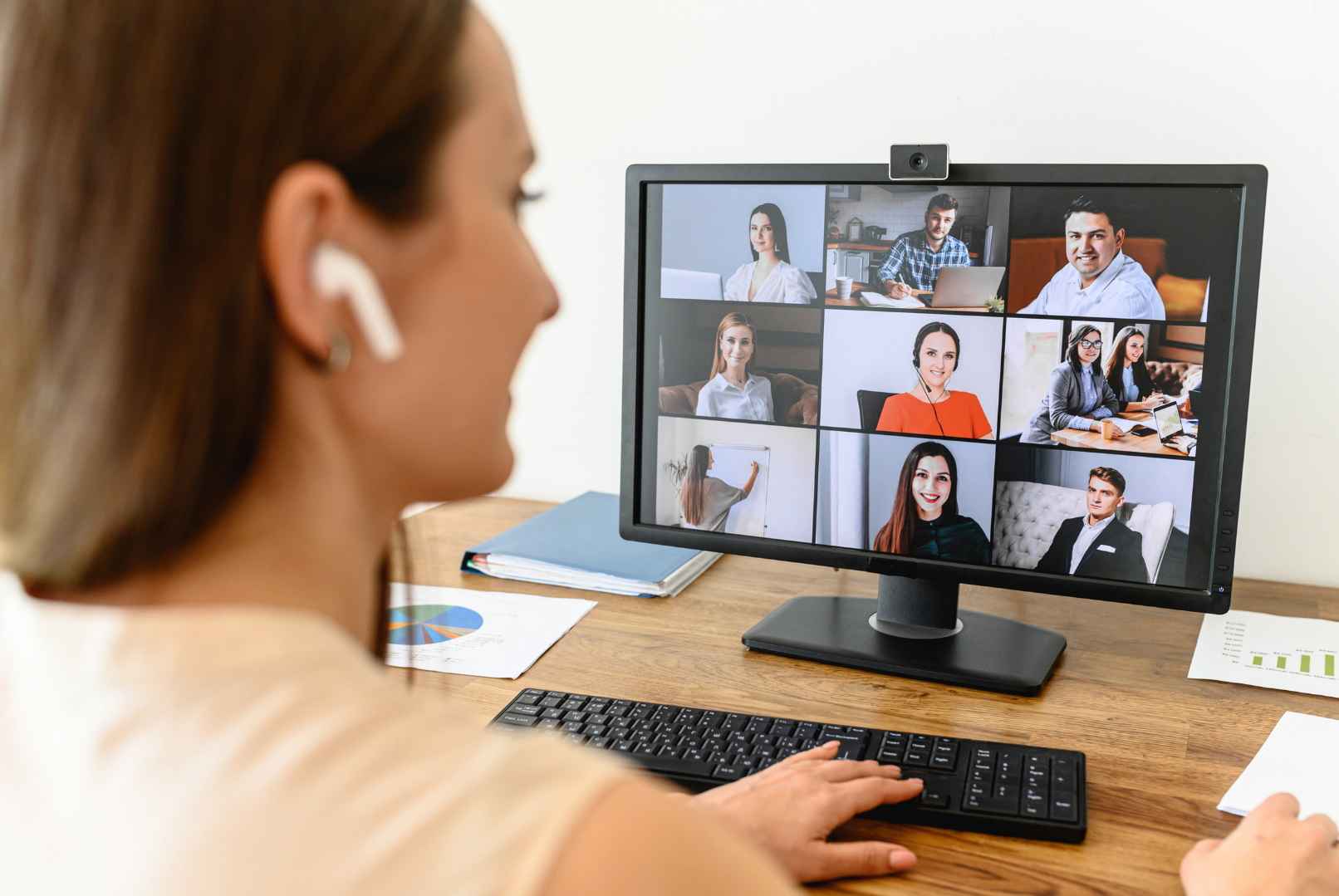 Top 5 de mejores apps para videollamadas - artículo de GuruSoft