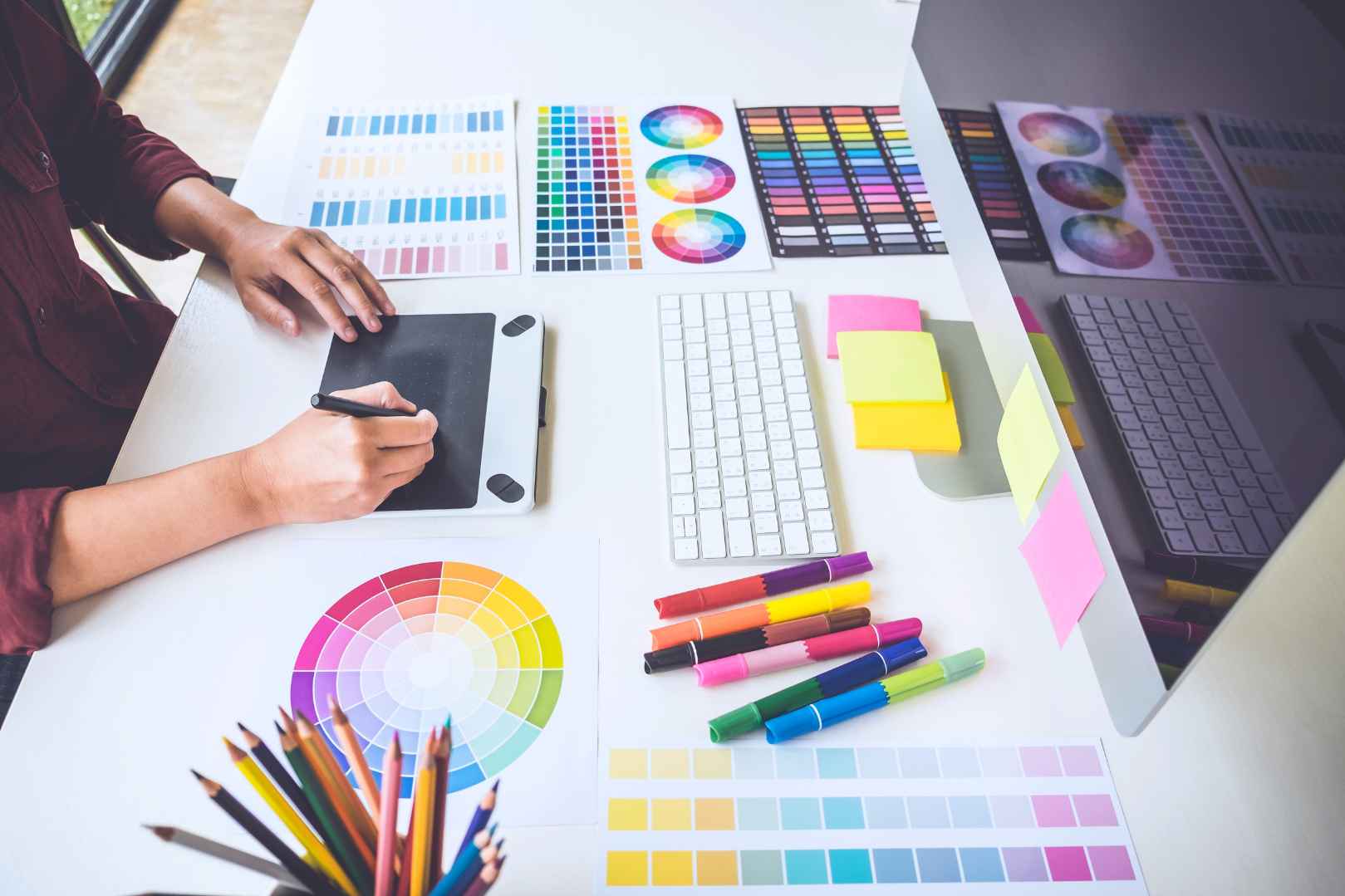 Mejores herramientas gratuitas para diseño gráfico - artículo de GuruSoft