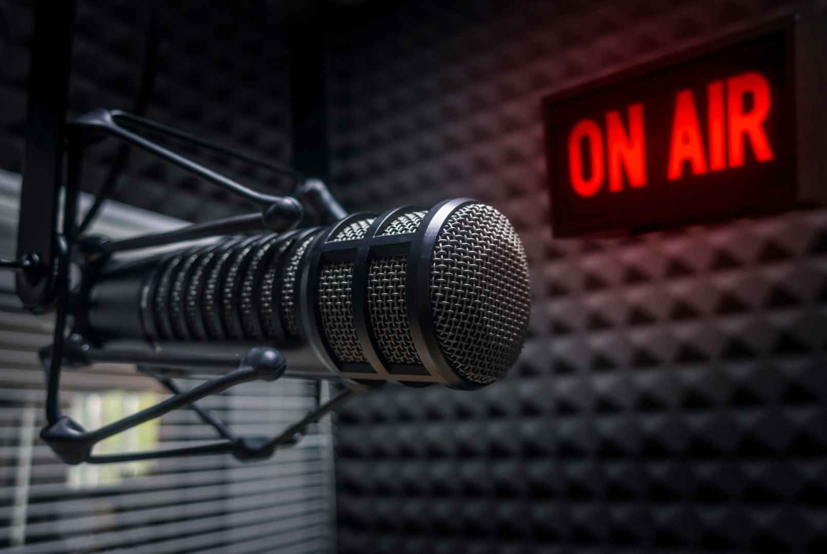 Crece el consumo de podcasts a nivel mundial - artículo de GuruSoft