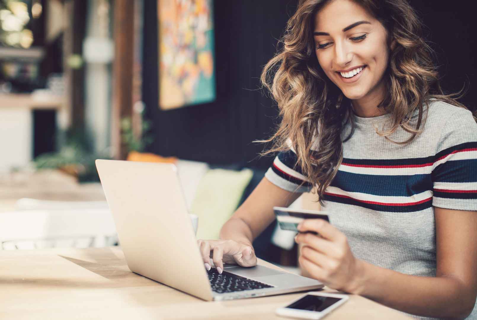 ¿Cuánto dinero mueve el e-commerce en el mundo? - artículo de GuruSoft