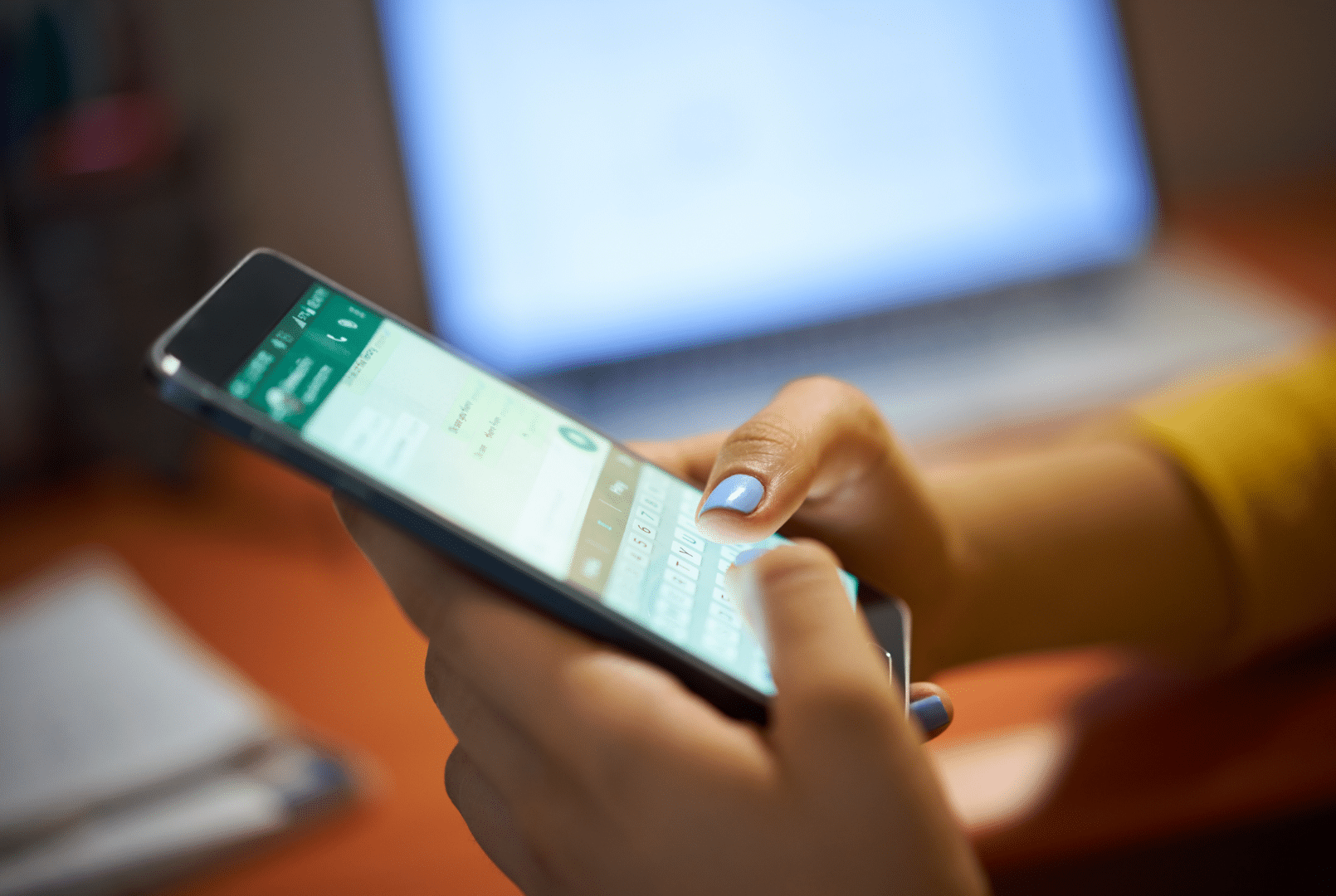 Nueva actualización de WhatsApp: se permitirá borrar cualquier mensaje en chats grupales - artículo de GuruSoft