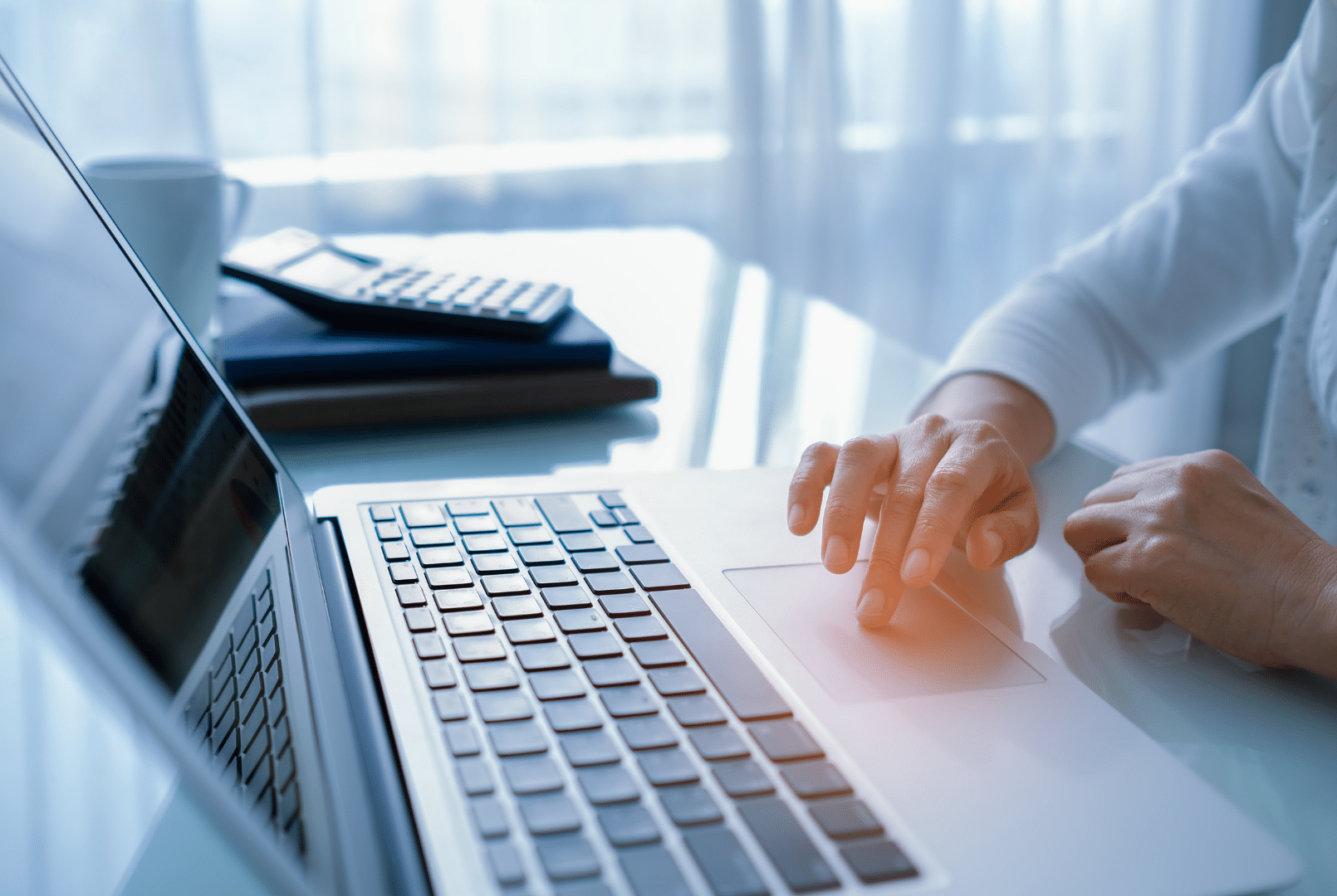 Conoce los requisitos para emitir la factura electrónica - artículo de GuruSoft