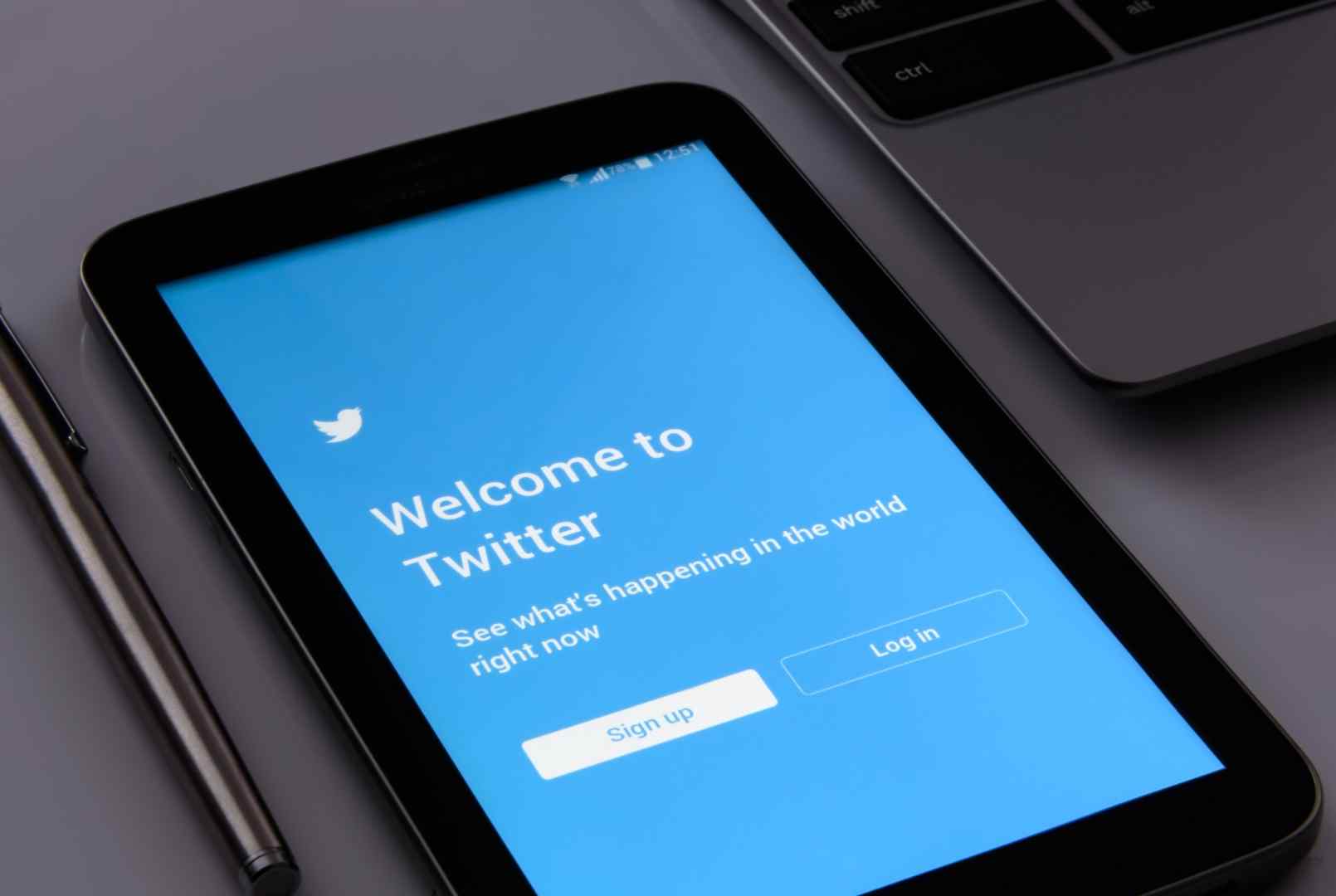 Se prepara el botón para editar tweets - artículo de GuruSoft