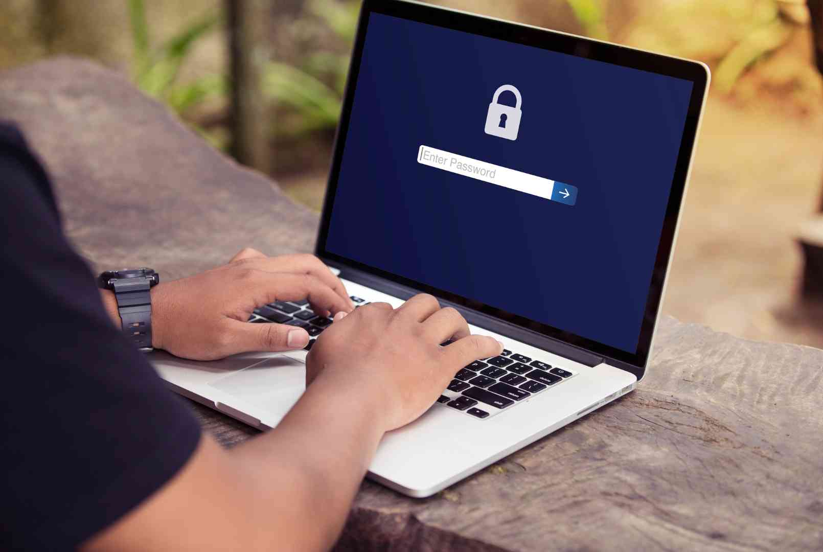 Ten mucho cuidado con tus contraseñas - artículo de GuruSoft