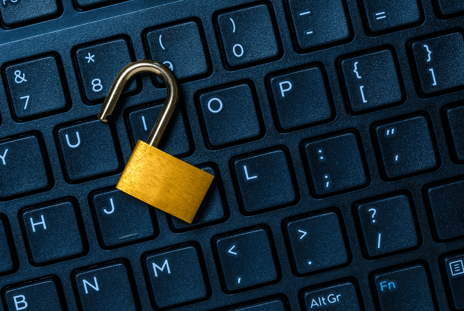 Seguridad digital sin complicaciones: Consejos rápidos y efectivos - artículo de GuruSoft
