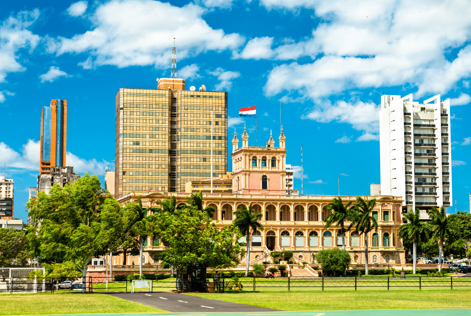 ¿Cómo puedo habilitarme como Facturador Electrónico en Paraguay? - artículo de GuruSoft