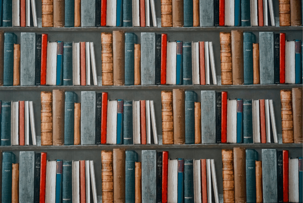Libro para Estrategias de lectura: Conoce los beneficios de los libros digitales y los libros físicos