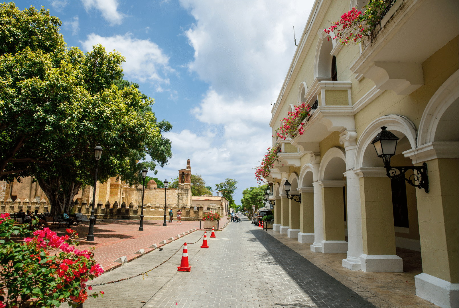 Estos son los requisitos para ser emisor electrónico en República Dominicana - artículo de GuruSoft