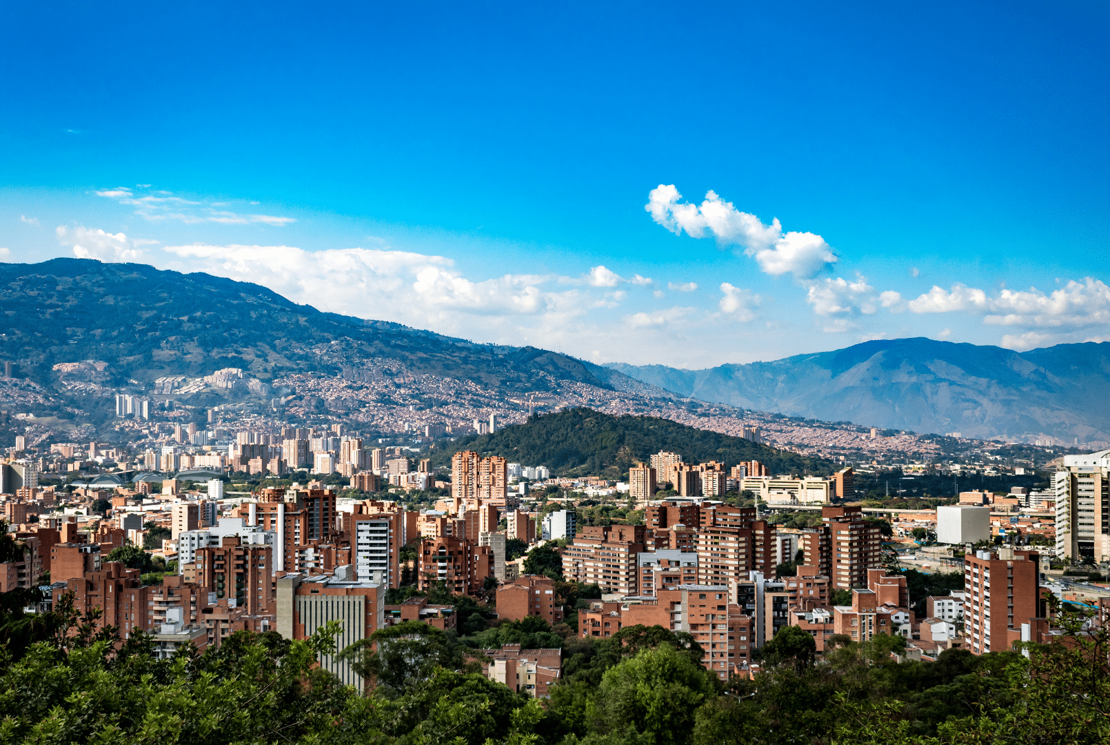 La DIAN amplía plazos para presentar la información exógena tributaria 2024 - artículo de GuruSoft